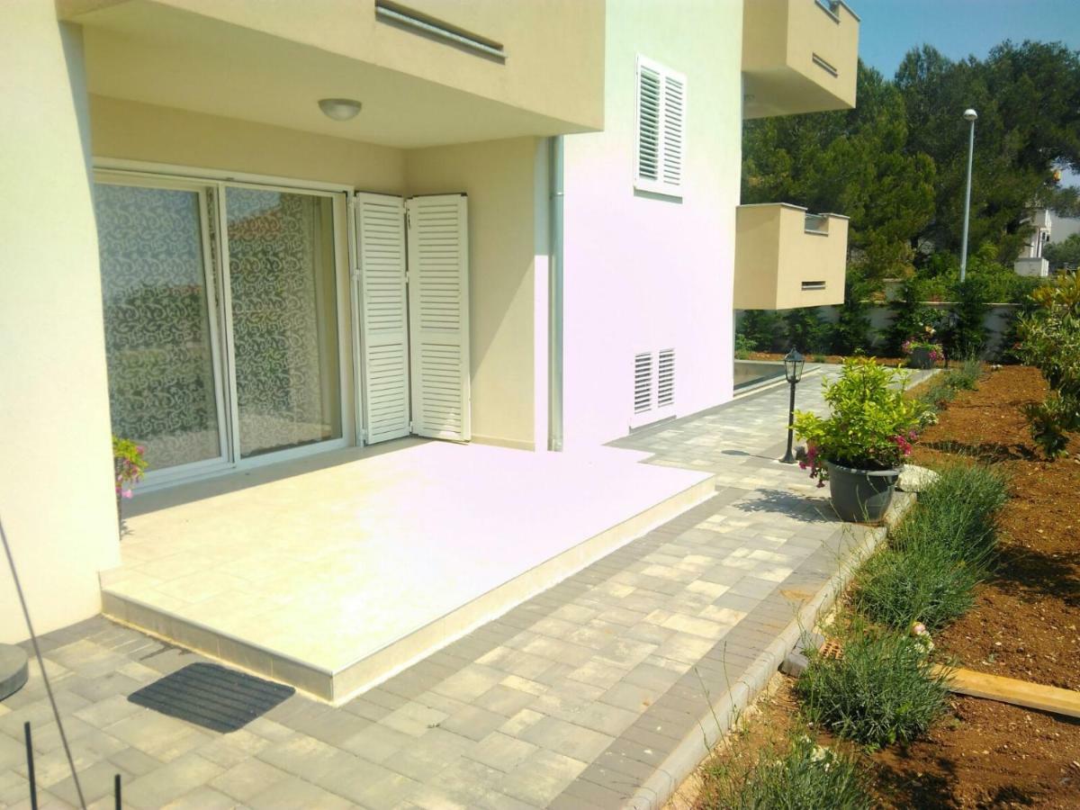 Villa Hana Pakoštane Exterior foto