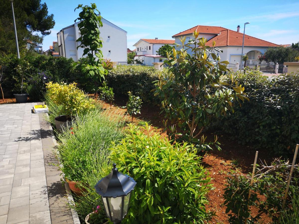 Villa Hana Pakoštane Exterior foto